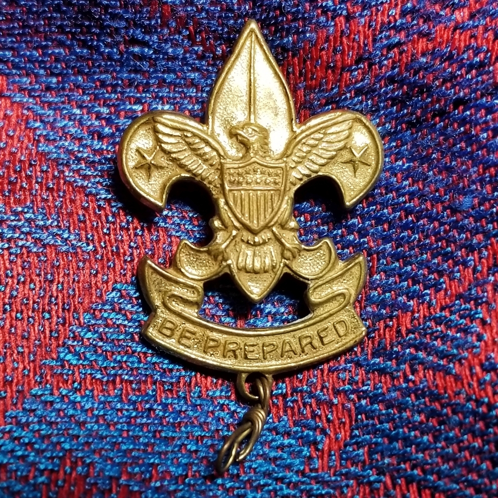 Vintage Boy Scouts 1911 gold tone pin brooch